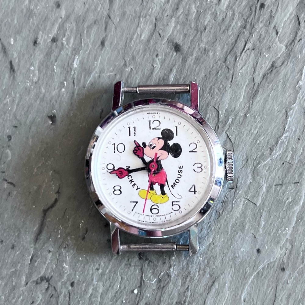 Vintage Minnie Mouse Watch – Swiss Made | 121 S